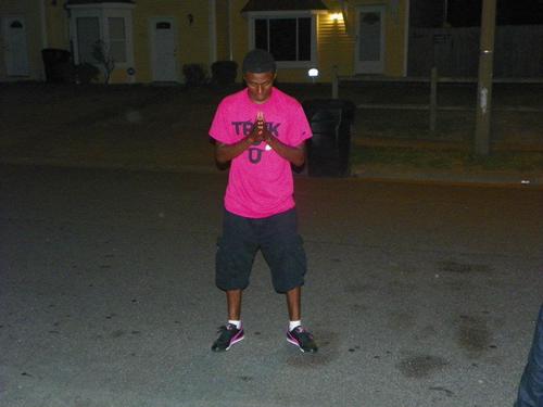 Fuxkin 2 bad bitxhes at the #SameDamnTime!! →_→ | ←_←#TeamLoudpaxk #TeamHoooe!! #Teamfollowback BestfRiend is @StrightPimpin!!