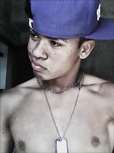 Euu Sou Um Cara Com Um Sonho De Ser Um Lutador Da WWE 
Msn:leloleon1@hotmail.com