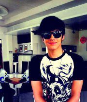 I love Parking Five ▲ @imdanielpadilla @imlestergiri @itsmekatsumi @TheBlackSantaa @imjcpadilla Parking Five Rockss! ▲
