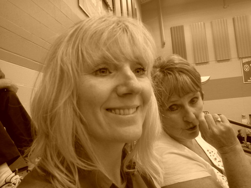 Cherylynn17's profile picture. 