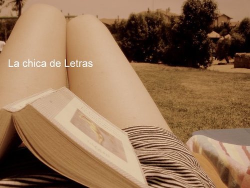 Lectora, viajera, escritora, pero fundamentalmente opinóloga. Me gusta hablar de todo, incluso de lo que no sé o no entiendo.