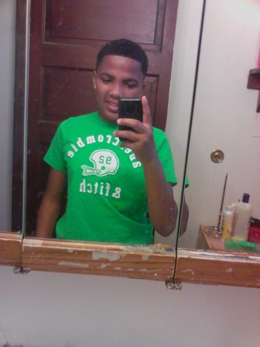 Chris Be Myy Name , Followw Me #Fb Mention Me 2 ' $$ Follow My 2 Mans , @LeeFnnLoyall , & @HajFnnMackk_' Yeahhh Bitchh Followw My Sis @sexxxCEE (: