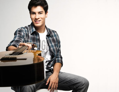 I Need You Idol ♥ Since: 06/07/12