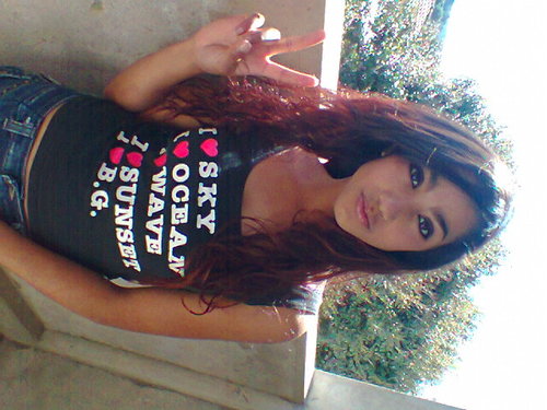 o meu jeito de ser αs vezes
incomodα os outros. .
mαs eu nαo ligo ;)
sou o qê sou.
qem nαo estiver feliz qê se mαte ((y
