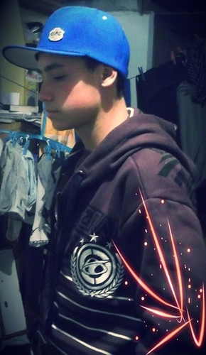 Primo da @LaryssaDias14 e Namorado da @TwittdaBrenda_  ♥