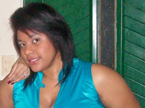 Izza_sh's profile picture. 