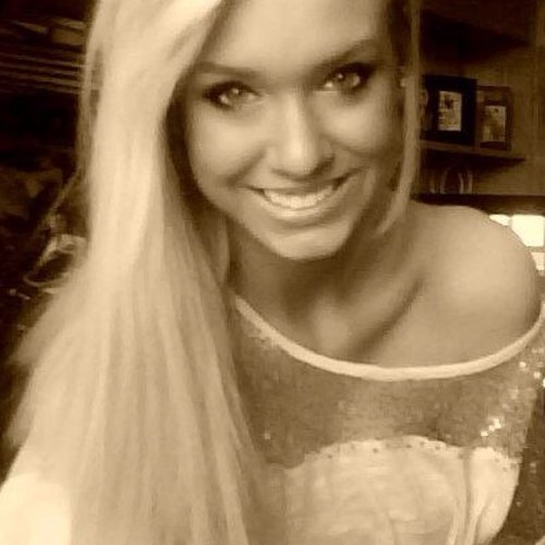 CLL0ve's profile picture. tFhOeLpLiOcW iMsEn!t I FmOiLnLeO!W BACK