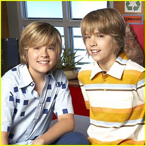 Official Twitter account for http://t.co/y22tNkZBYi. Follow @TheOleKingCole and @sprousearts! Keep on rockin', Sprousers!