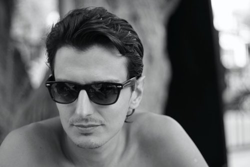 berkhelvaci's profile picture. duydumki kitap yazıyormuşsun benden bahsetmeyi unutma en iyi kapak ben olurum sana..!! ;)