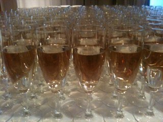 ArtistKarlstad's profile picture. Vi lagar mat med kärlek och gör vårt bästa för att du ska få en underbar upplevelse hos oss. Oavsett om du vill äta eller bara hänga i baren. Vi ses @Triangeln