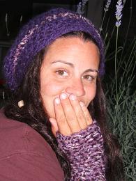 Urban Hippie chic, organic, cloth diapering, babywearing, food growing, business owning WAHM/wife.