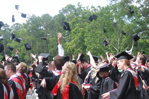 This is the official twitter account of the Huntingdon College Alumni Association. Go Hawks!