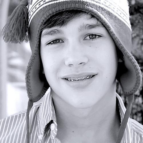 @austinmahone ♥ follow back :)