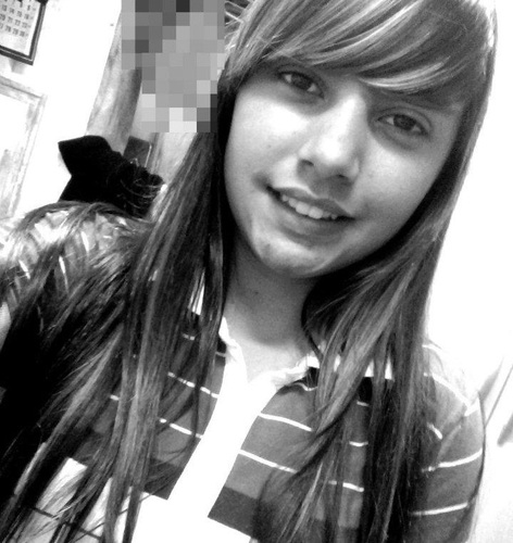 Nãao baasttÀ seer TERRIIIIIIVEEL
         teem quee dÀr TRABALHOO$$*