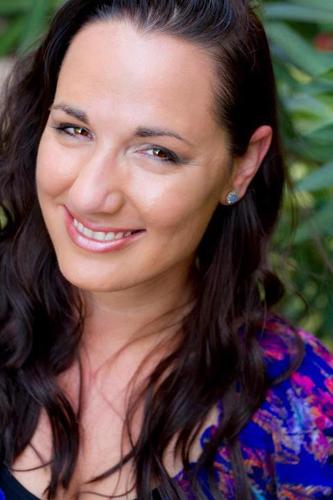 We're fans of New York Times and USA TODAY Bestselling author, Jennifer L. Armentrout (AKA J. Lynn).