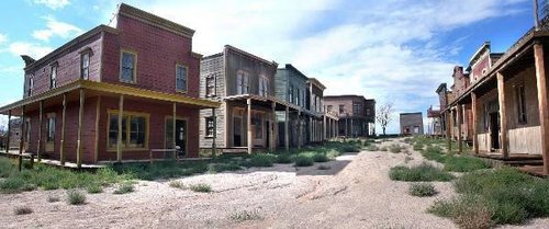 Shot Here is a fast paced show that goes behind the scenes in the community to highlight movies and television shows in Santa Fe, New Mexico