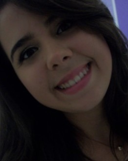 Uma pequena futura NUTRICIONISTA, estudante da UFPB, brasileira, apaixonada pela família e que só pensa em ser feliz...!!!