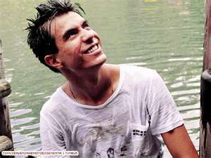 Since: (16/09/2011) E só de pensar em vocês, já me vem um sorriso. @rockrestart