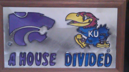 housedivided2's profile picture. 