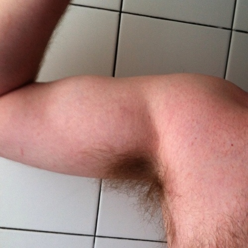 30 yo who enjoys #bareback fucking. #teambareback #BBBH #teamTopAndBottom 18+ ONLY NSFW