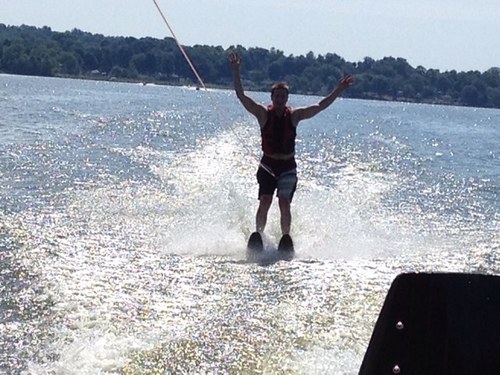 aclaugus's profile picture. 