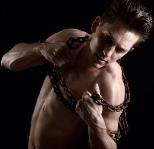 im_a_creator's profile picture. Performing artist from Louisville, KY. Currently living in NYC // http://t.co/TYt3H5C0Gx Future music/vocal producer, DJ, coach, and researcher.