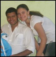 Ser humano é ter defeitos. Ser inteligente é fazer de possiveis defeitos grandes virtudes. Se incomodo, obrigado, é sinal que faço algo melhor que você.