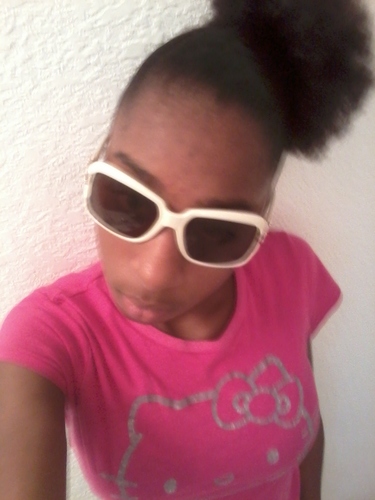 Press That White Button Till It Turns Blue , : ) , Skinny Hoess Running Things Though .