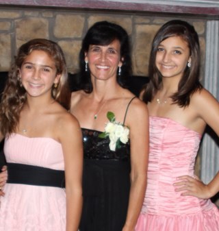 SuzanneToupal's profile picture. 