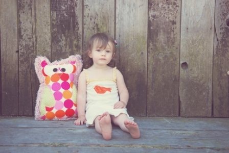 Mum to three little girls, professional accountant by day, littleMoSo creator by night...