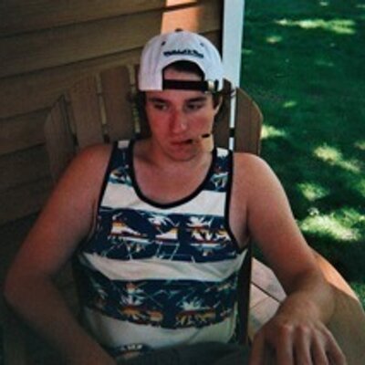 Dante Colicchio on Twitter: "Is healthy juice the new fro yo?"