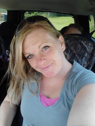 pinkparker88's profile picture. . love my kids and my life. i have 2 beautiful children and love reading words of wisdom from others.