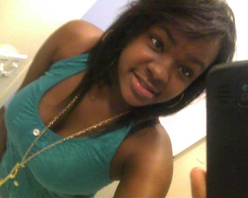 You Follow Me I Follow You Back
#NaturalBeauty Is All I Can Say !But That'S My Opinion Rii !
ilove myi @pretty_face1096,,, Class of 14!