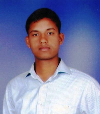 कुछ लोग जो गाली देने या चिढ़ाने आते हैं उन्हें पता होना चाहिए कि मुझे फ़र्क नहीं पड़ता । अकेला चलने वाला हूँ भीड़ देखकर कूदने वाला नहीं !