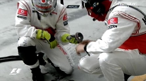 The_Pitwall's profile picture. The #F1 and motorsport twitter of @DJ_TommyD. Fan of McLaren Mercedes F1 team. Enthusiast of motorsport engineering.