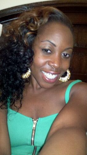 NinaRoss_'s profile picture. Organized Chaos #teamnigeria #Aries |i prefer the term modern day hippie|#VCUalum