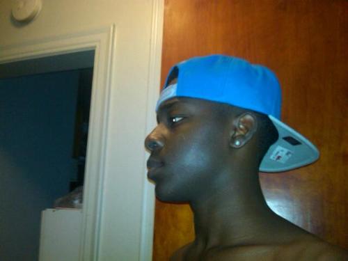 Im all abt money, fun, havin swagg and #TGOD ! #Foolin, btw follow my cousins @FollowinDreams_ @J__GATES @Gates_Born2Ball @sanderslan64  @londale_sanders