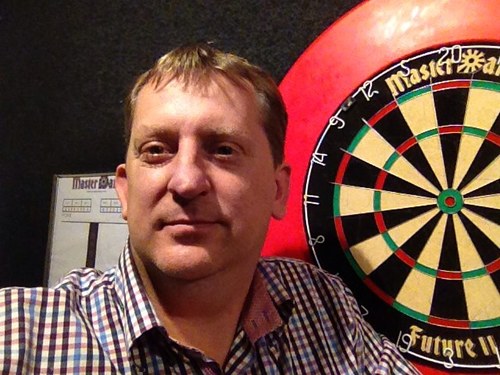 FrankvanCreij's profile picture. Lief hebber van Darts,oprichter van Masterdarts en eigenaar van Dartscafe Cafe de Bergen te Rosmalen.