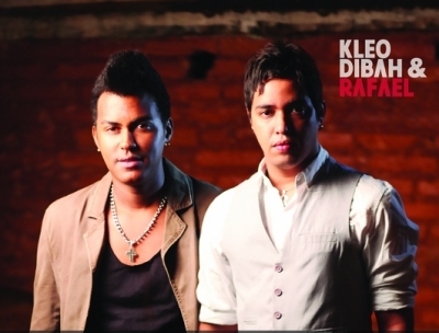 Fãs do @kleodibaherafael Donas; @jessyka_rochaa e @tallyta_tata  Desde: 15/10/11.Oficializado e seguido pelo @kleodibaherafael e pela @carolinalopes ( acessora)