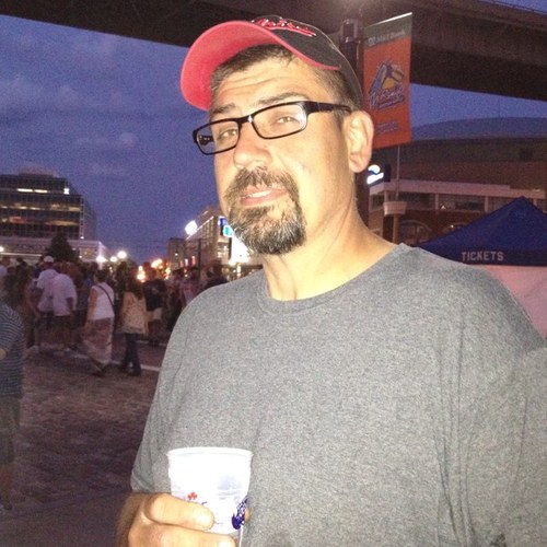 rzanghi's profile picture. 