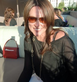 brownina's profile picture. 