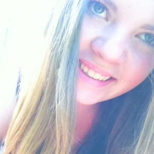 RobertsKatelyn's profile picture. Legends never copy. They stay true to themselves, because originals make their own story; to inspire someone else. :)