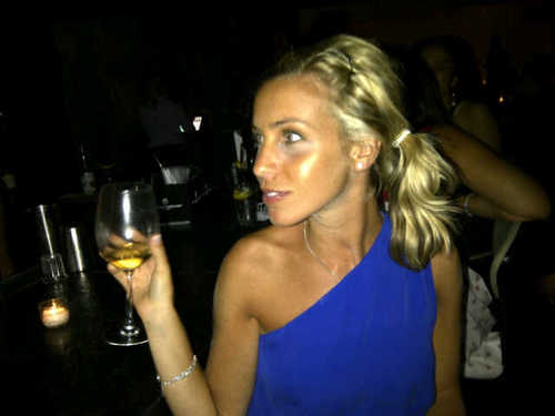 mummy, vegetarian, dog lover (marley lover), shopping, Starbucks, Miami lover, Freelance Celebrity Producer