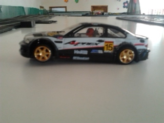 Club de Scalextric de O Rosal, situado en San Miguel de Tabagón, os invitamos a venir.