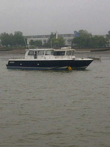thamesworkboats's profile picture. Passenger transfers and marine services on the  Thames and Medway. 07890 886369
