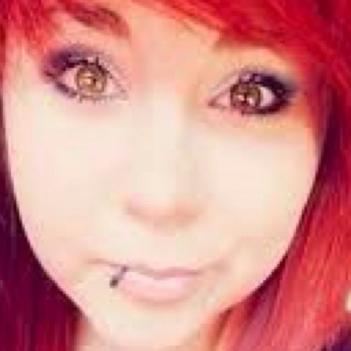 maria_summers_'s profile picture. im maria. im all about marijuana, falling in love, rock music, and buddhism. #teamiphone :)