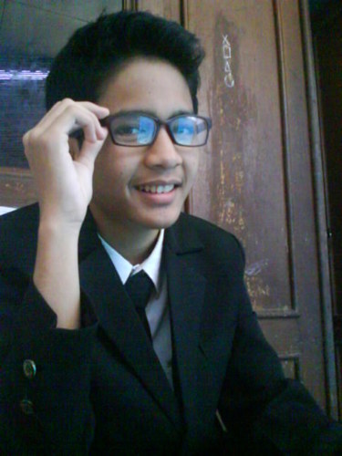 Hello ... My Name Is Hariyadi Budiman
I Was Born In Bogor 27 April 1997
Well Follow Me On Twitter @HarryNiezt
Mention Later Wrote!
Thanks :*