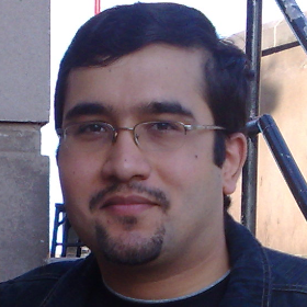 Friendly, witty, and occasionally a little bit geeky! On Twitter to stay in touch with existing friends, and to make new ones...