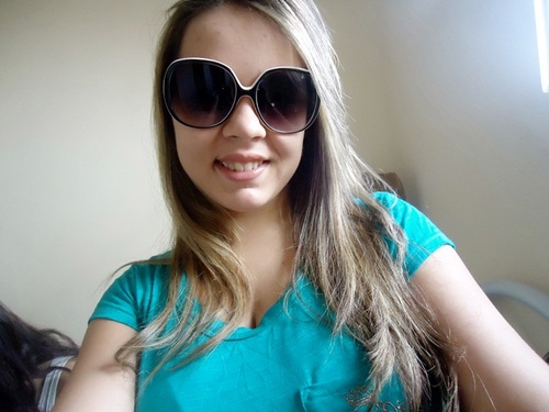 Brasileira, Universitária, Libriana e Flamenguista!