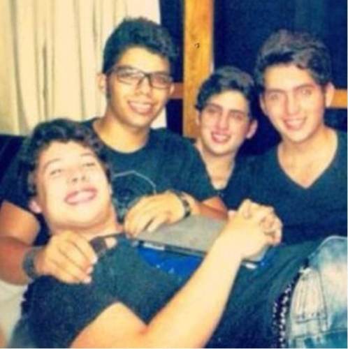 Primer y unico club de fans OFICIAL de @7avenida una banda con mucho talento, integrada por Alejo, David, JoseMa y el Indio, siguenos y enterate de mas!!